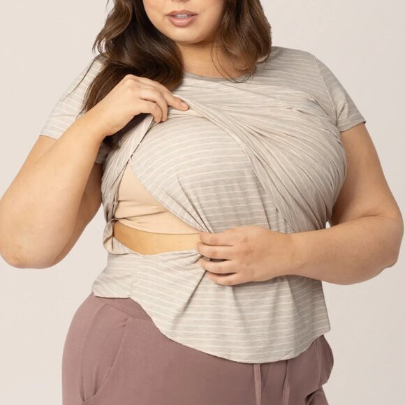 KINDRED BRAVELY Everyday Maternity & Nursing T-Shirt in Oatmeal Stripe - Size 1X - Picture 2 of 15